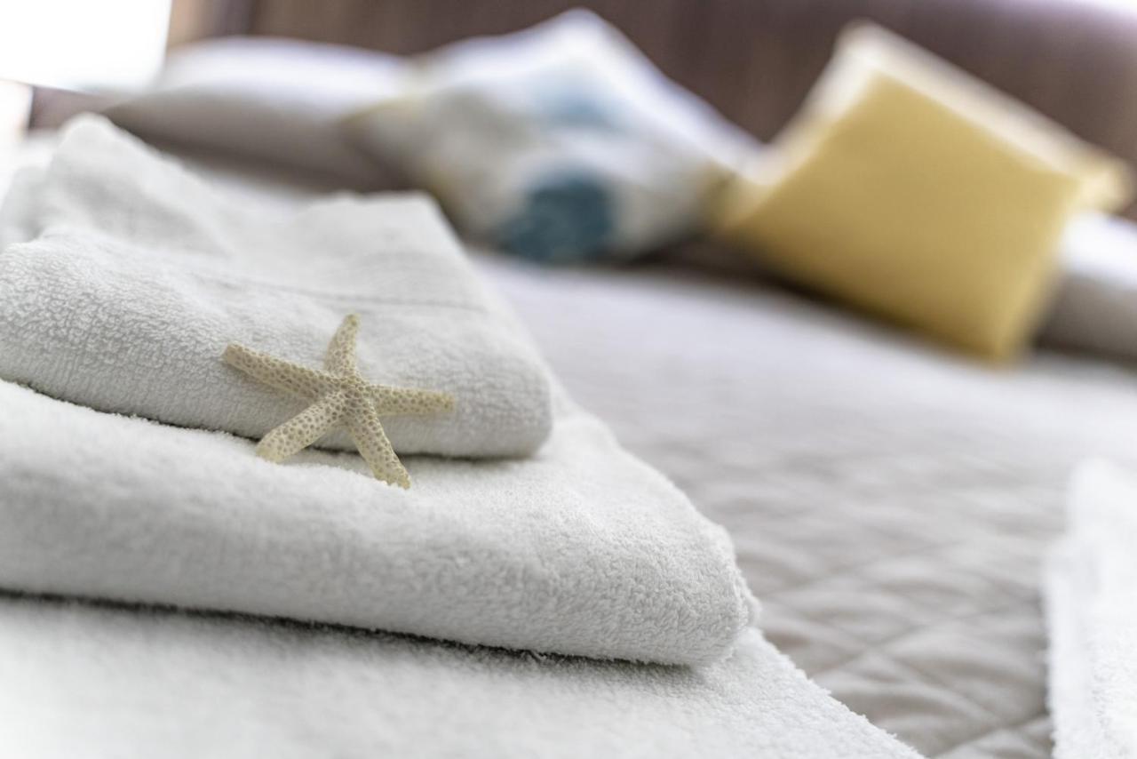 Perla Di Mare Appartamenti Castelluzzo Ngoại thất bức ảnh