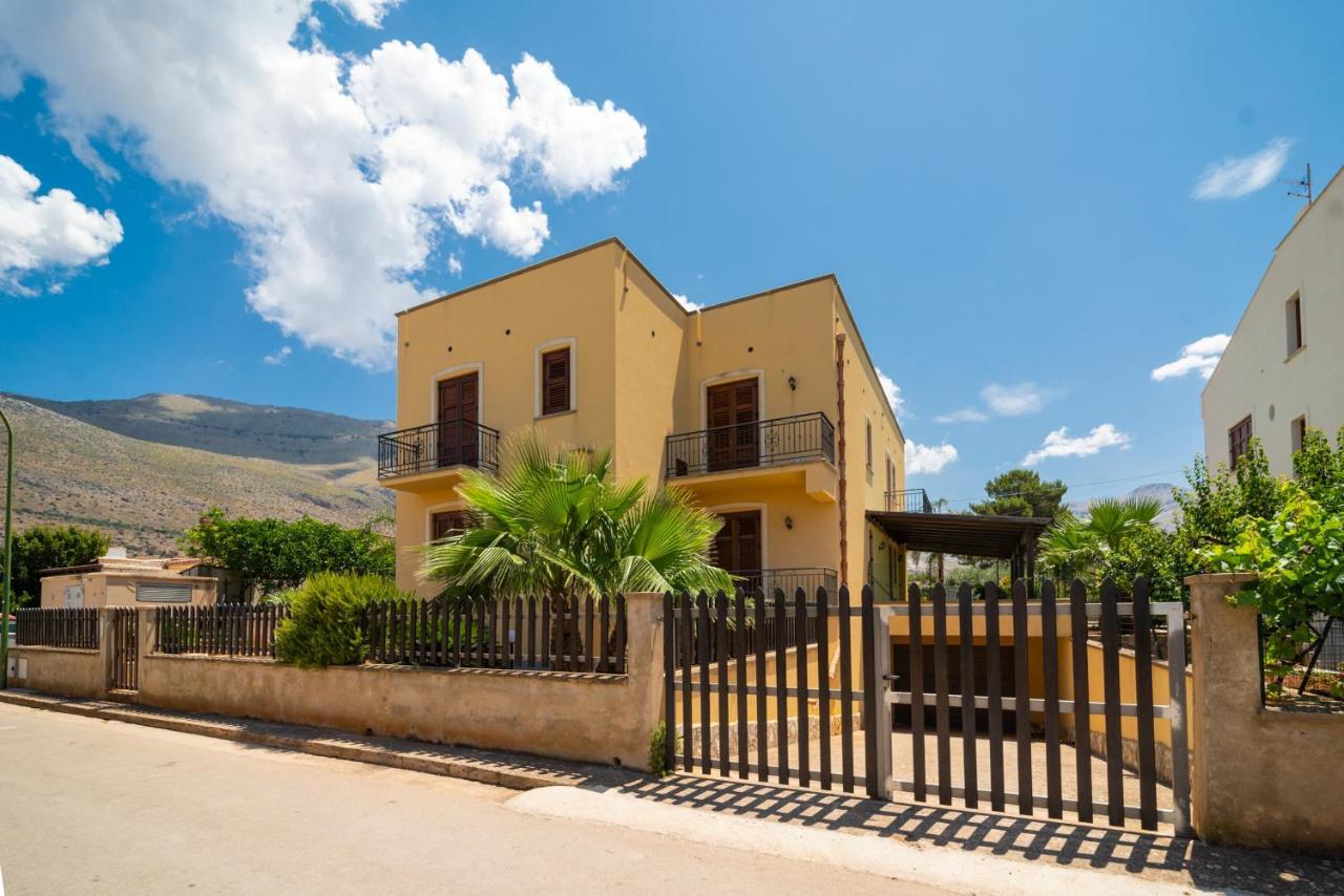 Perla Di Mare Appartamenti Castelluzzo Ngoại thất bức ảnh