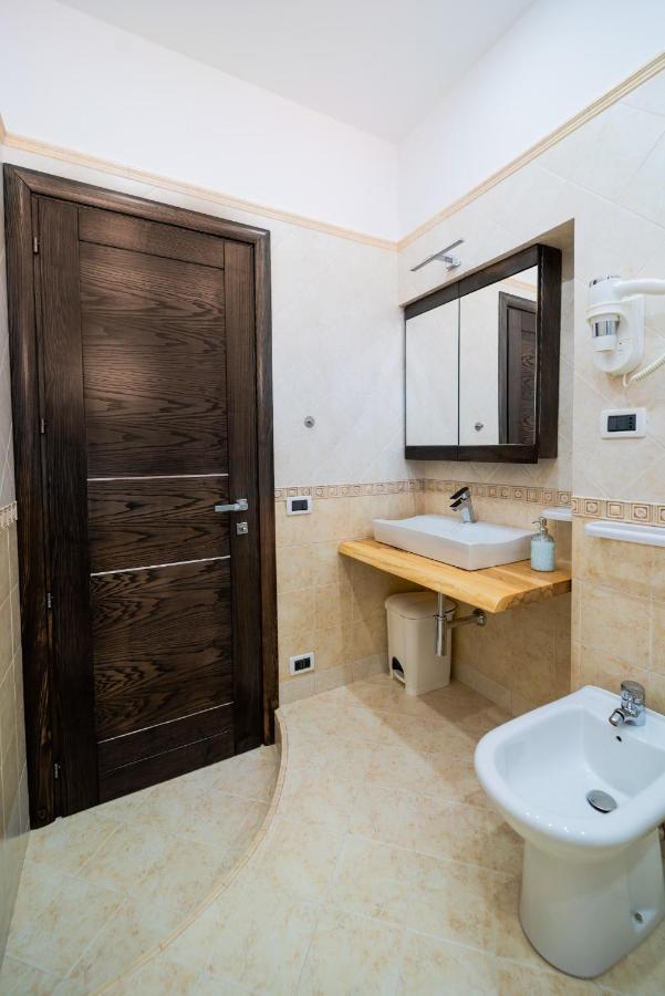 Perla Di Mare Appartamenti Castelluzzo Ngoại thất bức ảnh