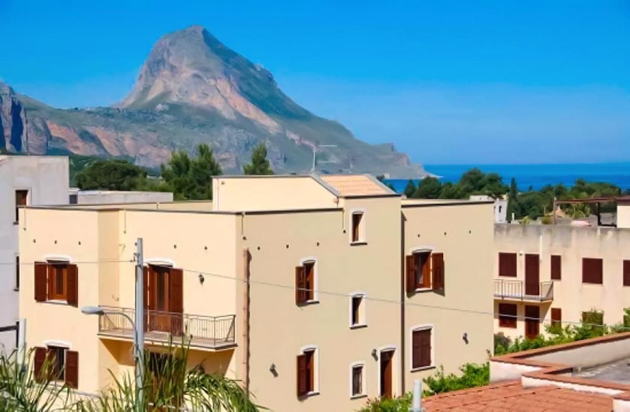Perla Di Mare Appartamenti Castelluzzo Ngoại thất bức ảnh